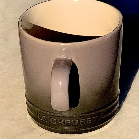 LE CREUSET MUG CUP “OYSTER” STONEWARE - Picture 4 of 5
